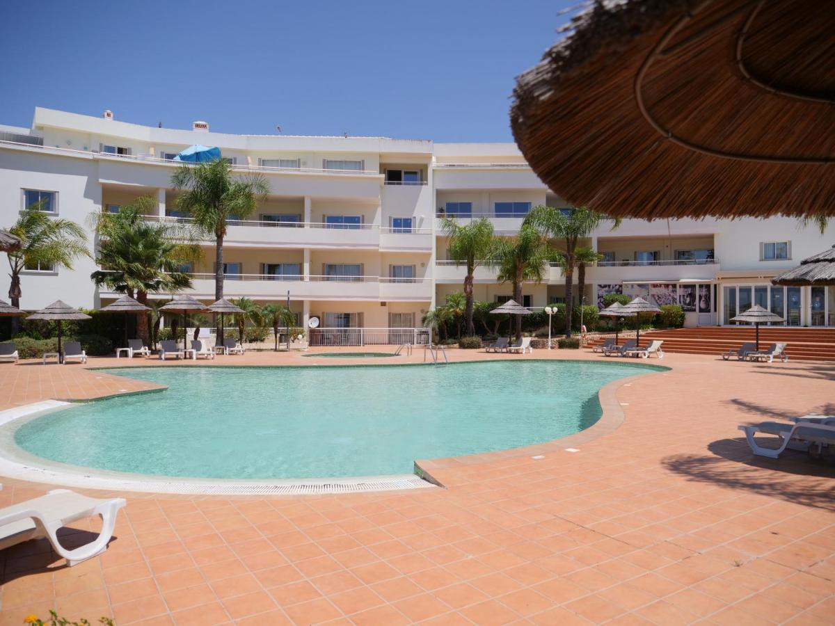 Large Penthouse Near Porto De Mos Beach With Magnificent Views In Lagos Exterior photo